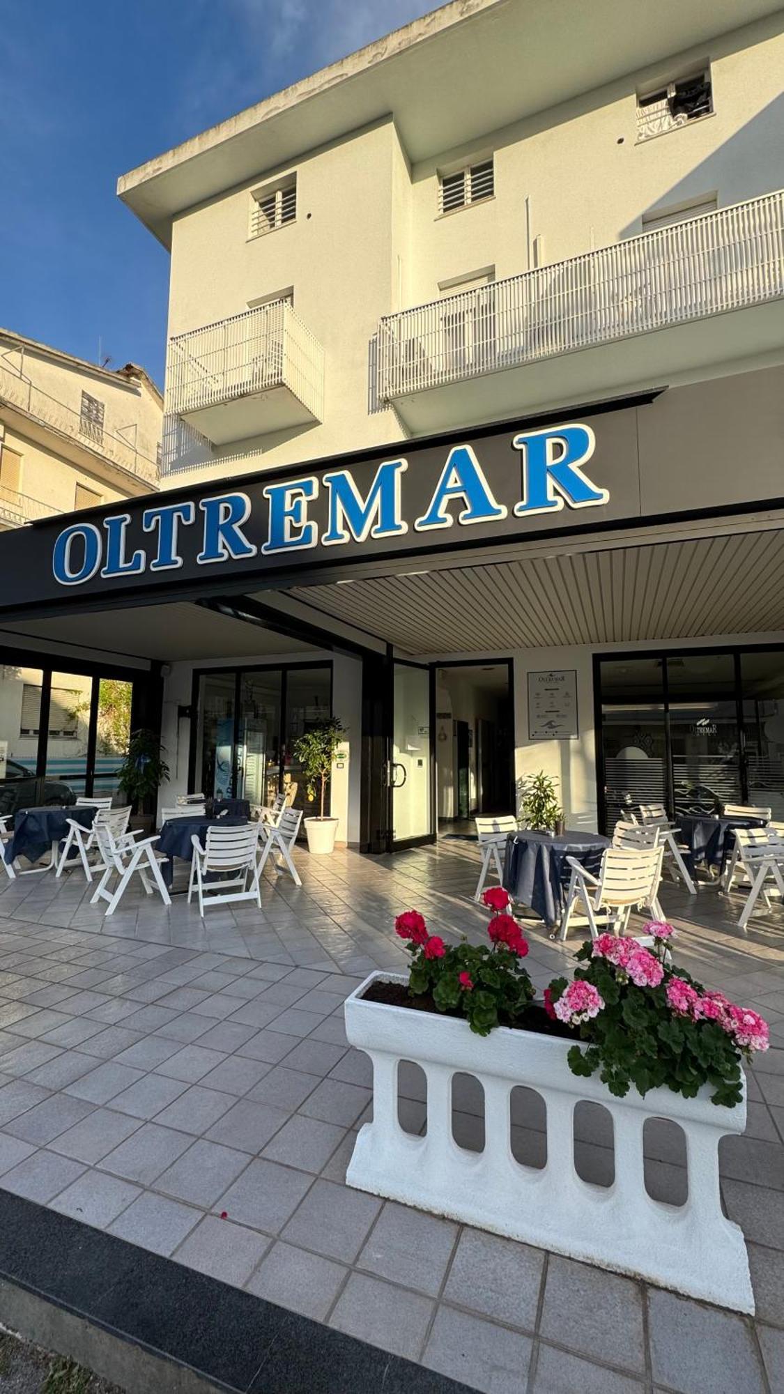 Hotel Oltremar B&B Cattolica Exterior photo